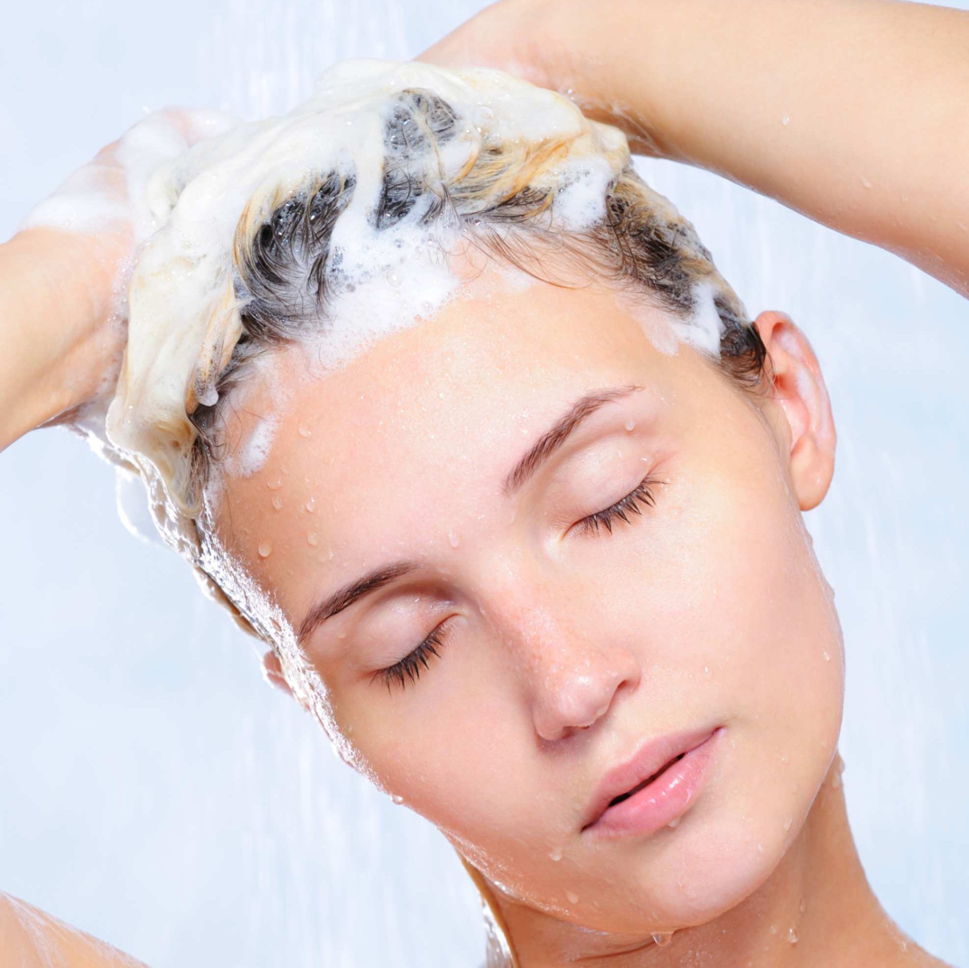 How to Wash Your Hair the Right Way: A Guide